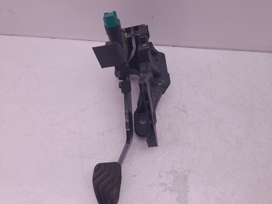 Pedal do travão RENAULT Clio V (BF_)