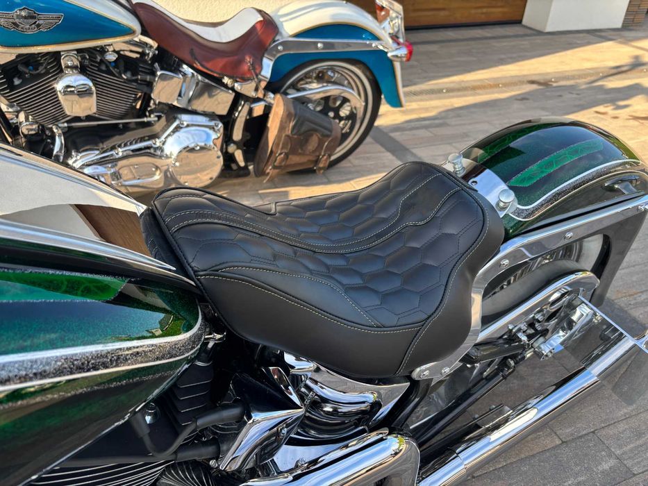 Tapicer motocyklowy Andrew Custom Leather