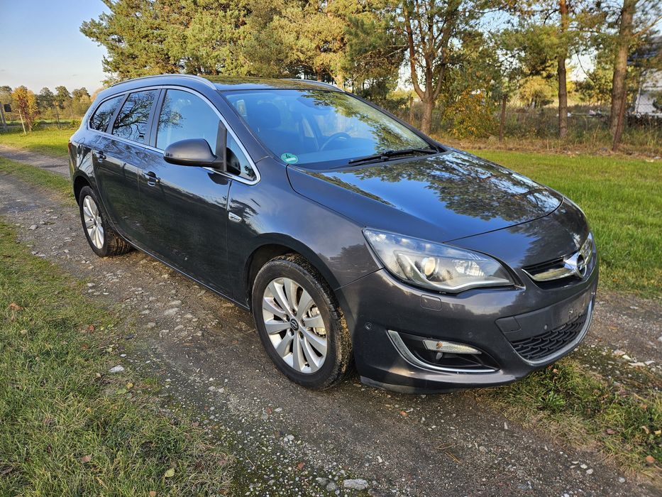 Astra J 2015 rok, bogata opcja.