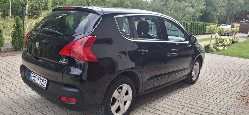 PEUGEOT  3008  HDI  112 KM.  2011 rok .  SUV .  PRZEBIEG  162000.  AUTOMAT.
