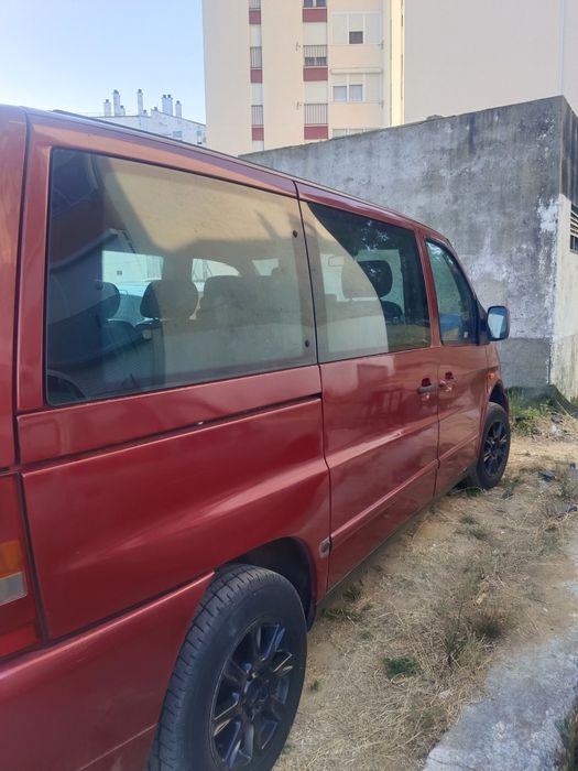 Vendo Mercedes Vito 112 CDI também aceito retomas abaixo do valor