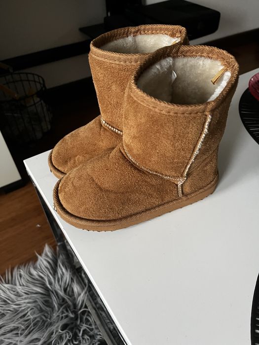 Buty jesienno zimowe typu emu