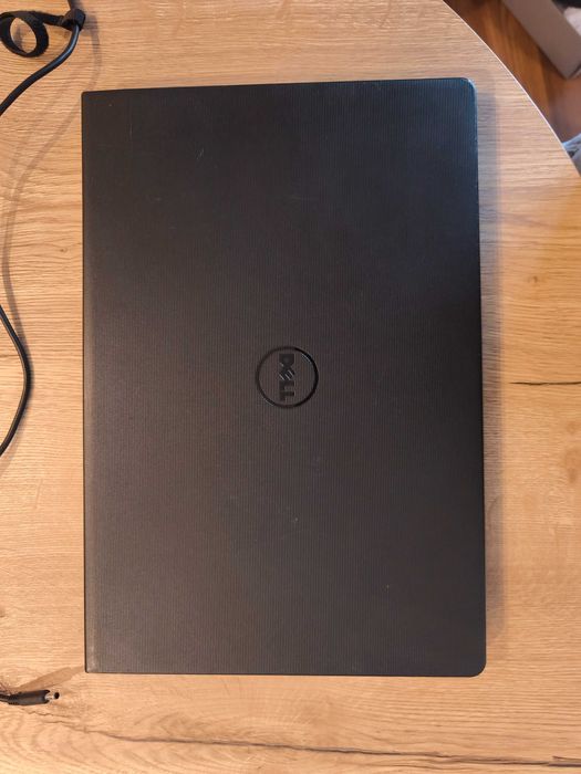 laptop Dell Vostro 3559 i5-6200U 12/256 WIN10PRO sprawny z zasilaczem