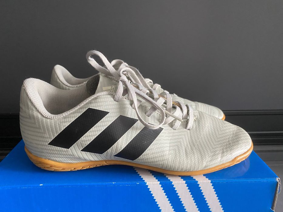 Buty na halę Adidas rozm.38