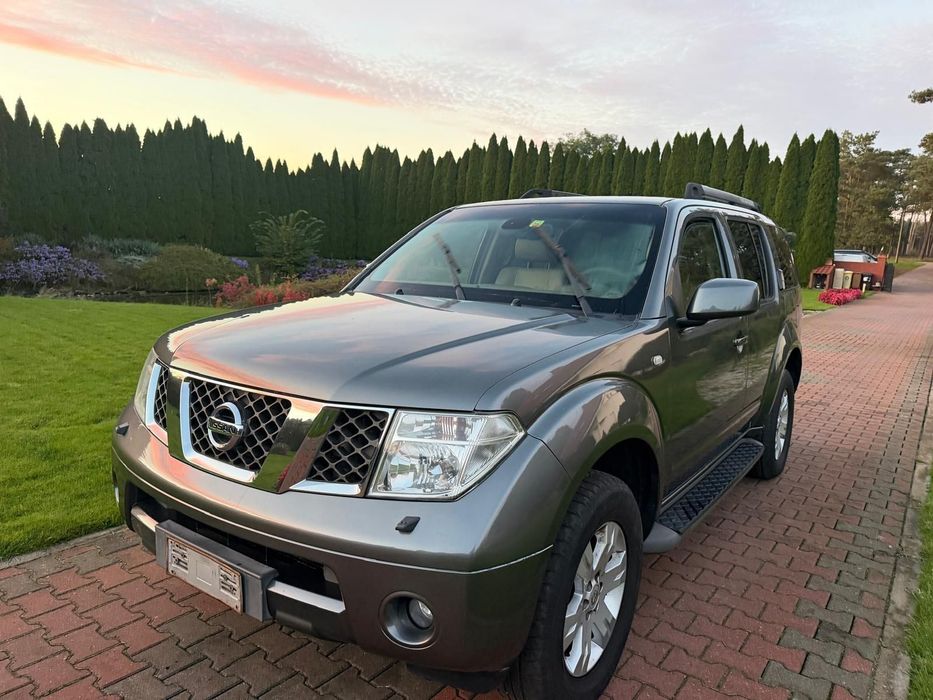 Nissan Pathfinder Zero rdzy