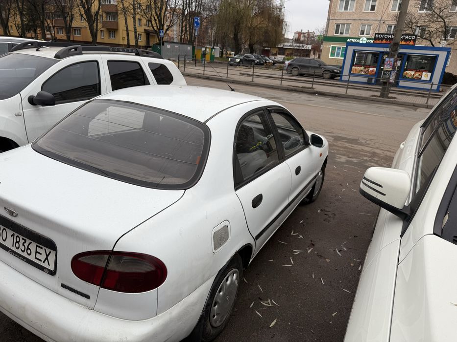 Део Ланос 1.5.