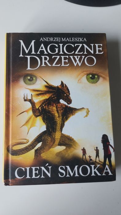 "Magiczne Drzewo - Cień Smoka"