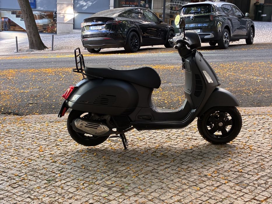 Vespa GTS 125 Notte ABS ESP com 40.000 km