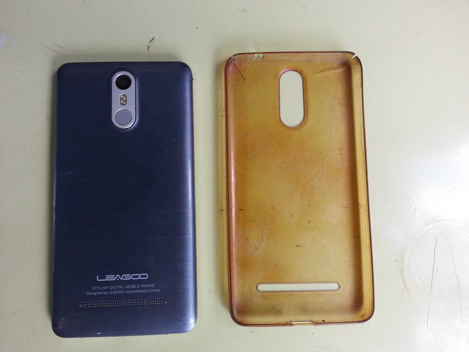 Телефон Leagoo M8 під відновлення