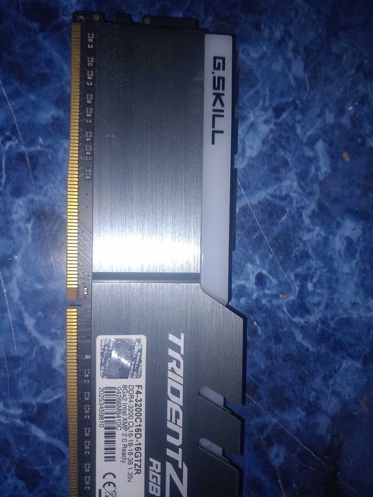 Trident Z 2x8gb 3200mhz Cl16 RGB 16GB