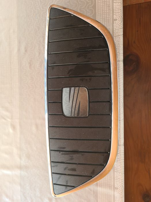 Grelha frontal seat ibiza 6j