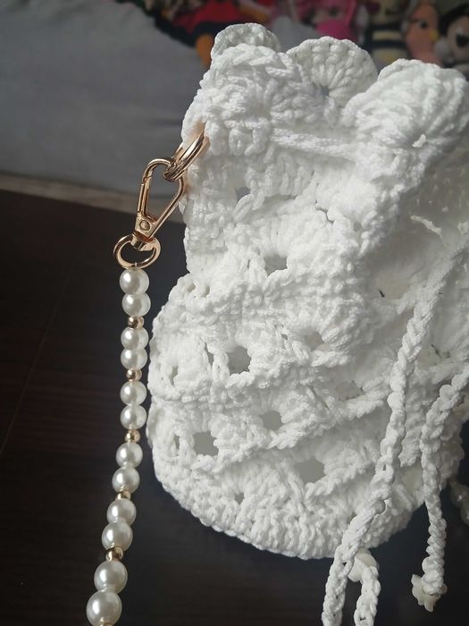 Torebeczka na szydełku do komunii