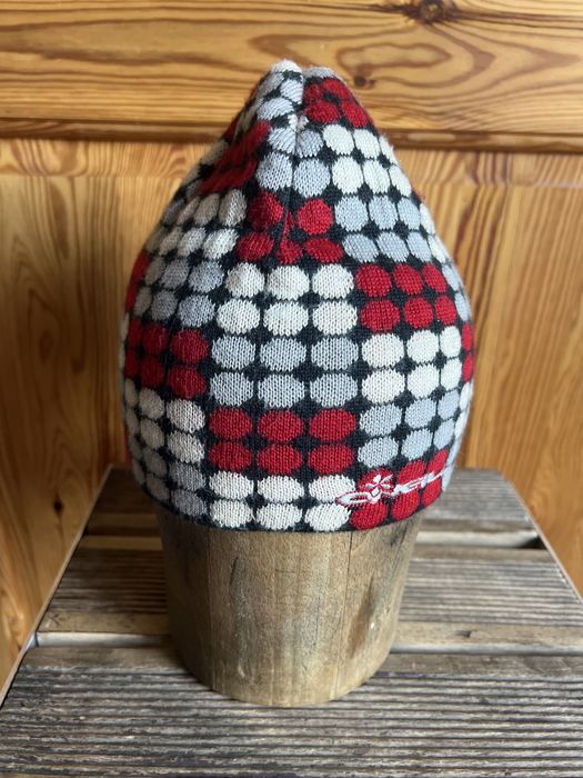 Sprzedam czapkę firmy O’NEILL Rozmiar 56-57 cm.