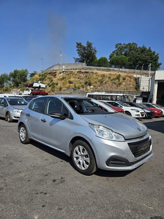Peugeot 208 1.2 VTi de 2017 para peças
