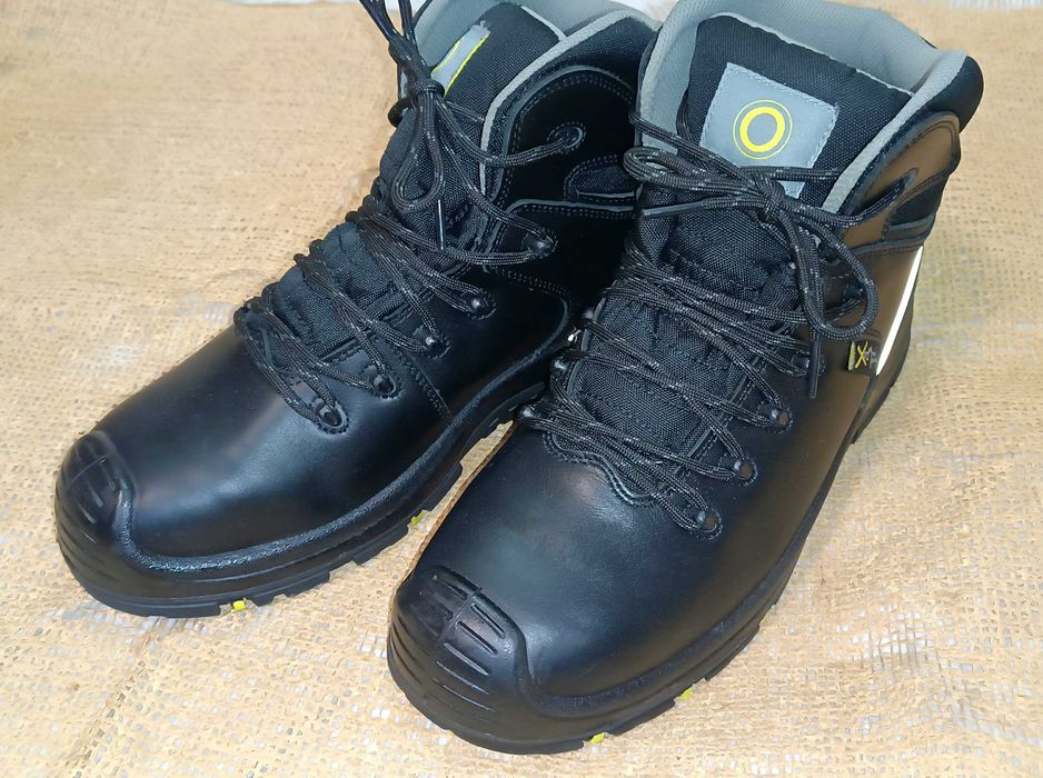 Ботинки HALO Water Proof Дания кожаные трекинговые 44 размер новые