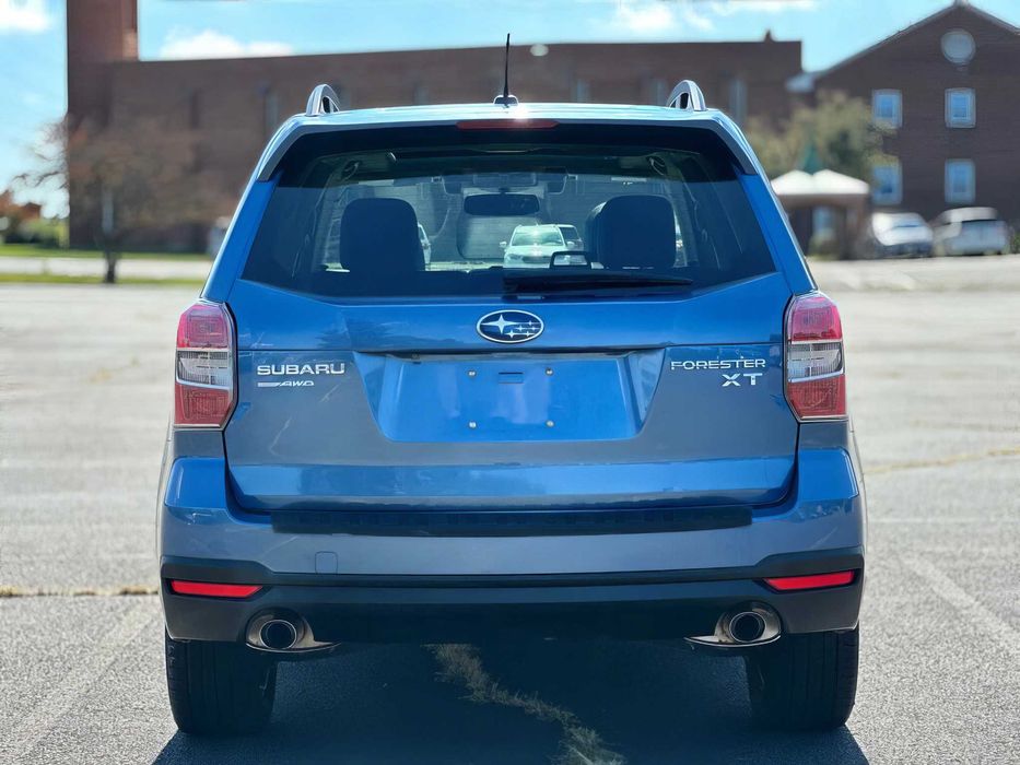 Subaru Forester Touring      2015