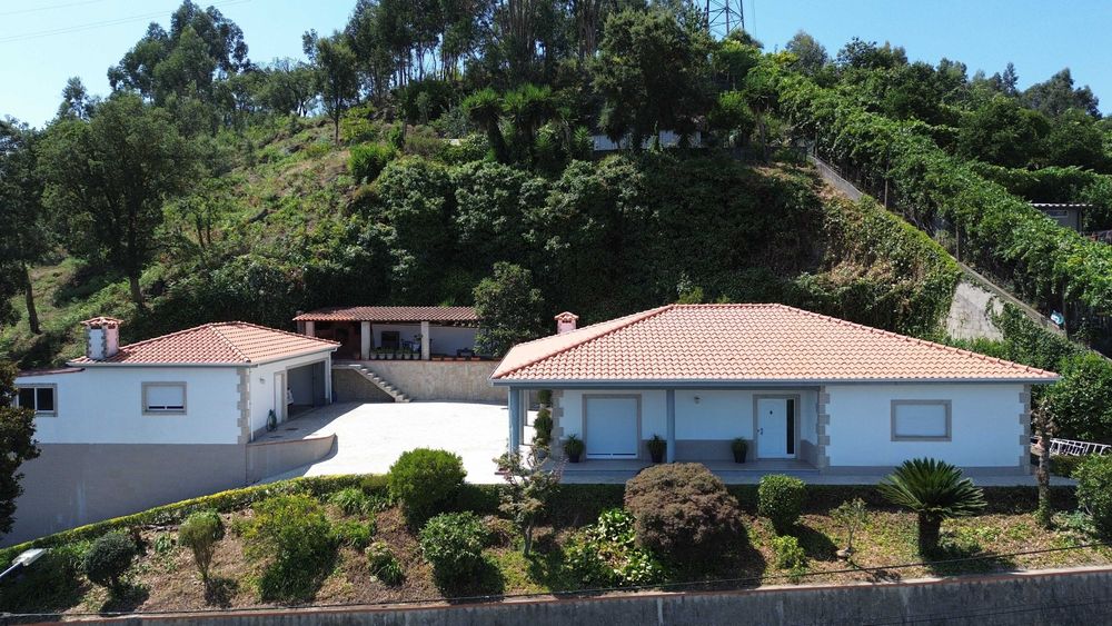 Moradia T3 Térrea com 1.530 m² de Terreno | Sousa, Felgueiras
