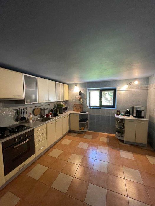 Продаж будинку та ділянки в смт. Івано Франкове