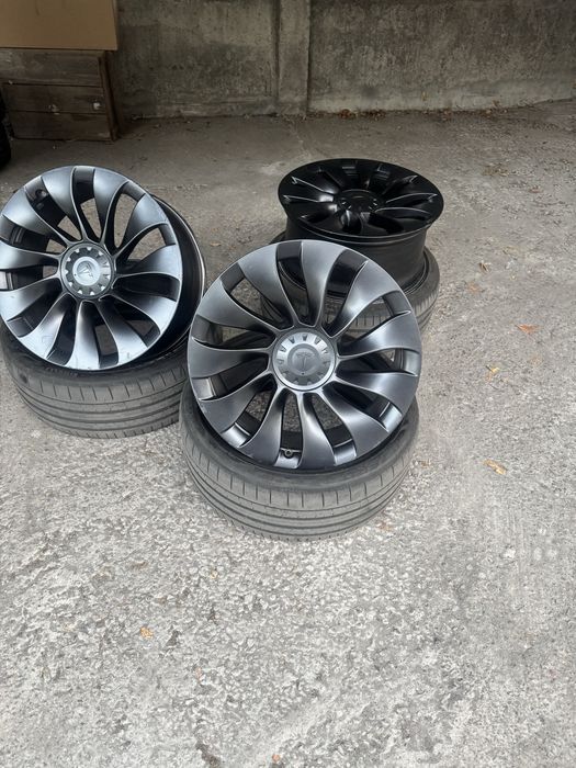 Диски r20 Tesla 5*114.3