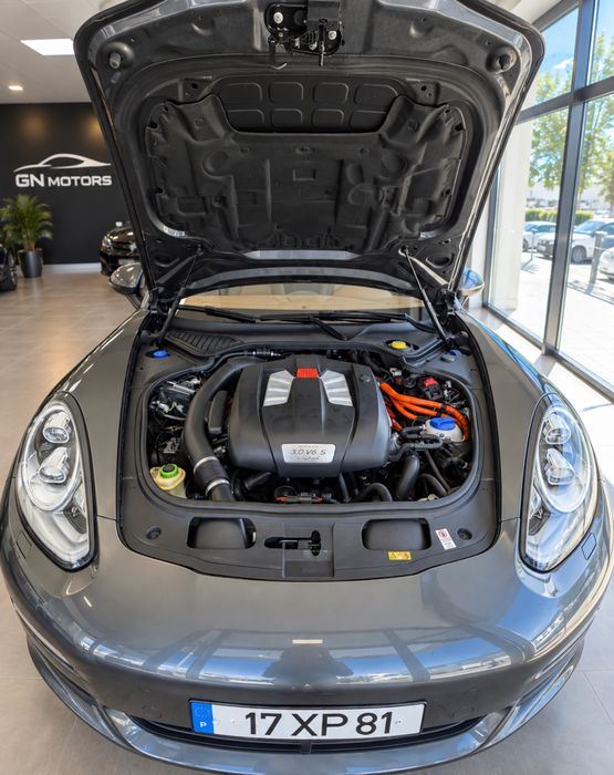 Porsche Panamera S E-Hybrid | Histórico Porsche | Nacional? | 2014