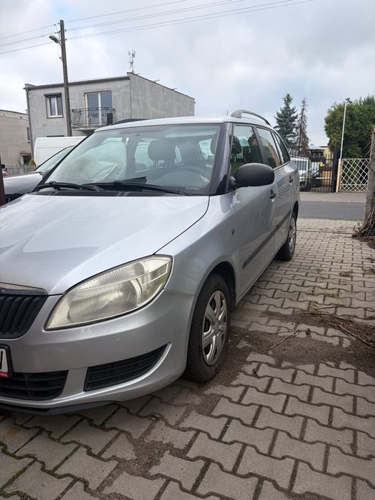 Skoda Fabia II 2010  (po wypadku) CZĘŚCI
