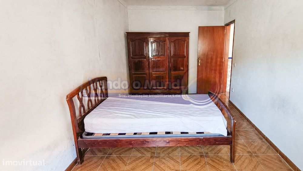 Moradia T1 em Mora (MOR103)