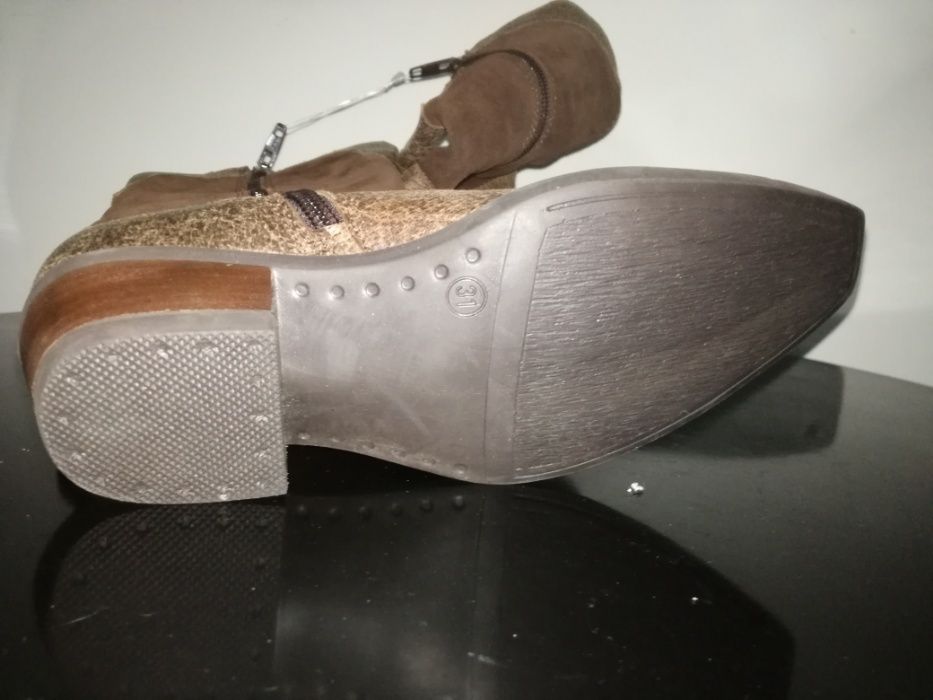 Botas de criança marca Miss Sixty Novas!