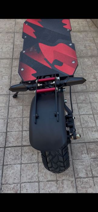 Trotinete Elétrica 100 km/h | Autonomia 120 km | 1300 €