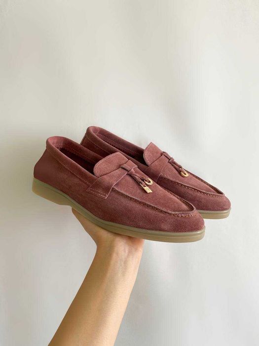 Loro Piana damski loafery zamszowe sa rone kolory 36 - 40