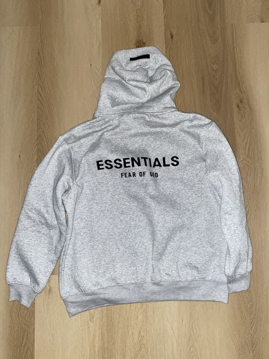 Szary dres essentials