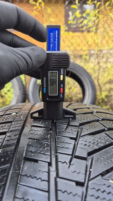 Opony zimowe Hankook winter icept evo2 235/50/18 dwie sztuki