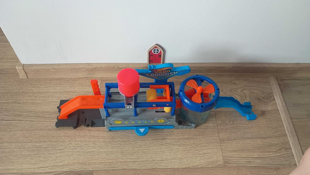 Myjnia hot wheels