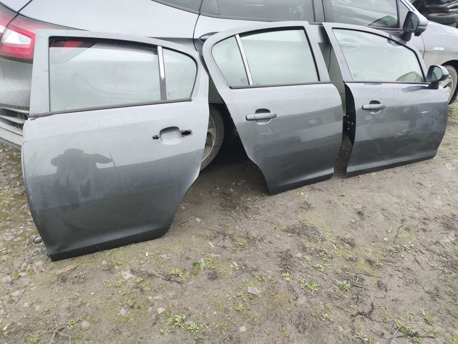 Opel Corsa D 2006-2012  5D двері  код фарби Z177