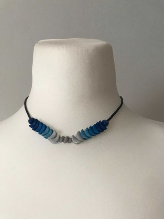 Naszyjnik mojej mamy vintage z lat 80 granatowy wisiorek kolia