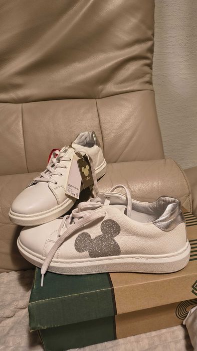 Skórzane buty Disney Lasocki