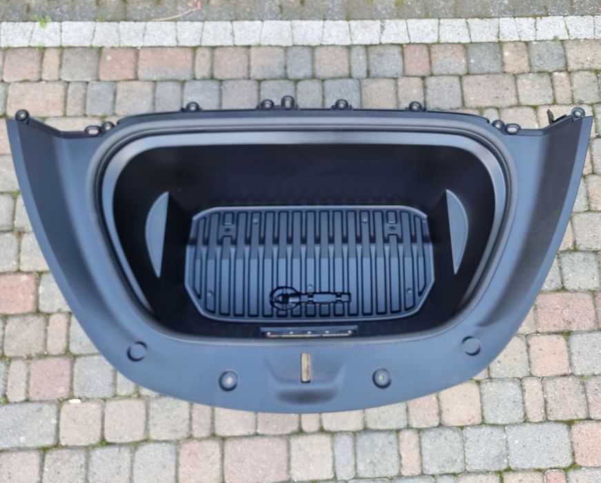 Противотуманные фары ПТФ туманка up level USA Tesla model Y 3