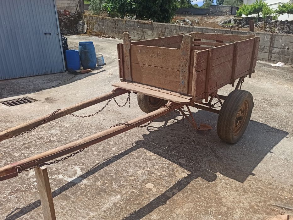 Carroça de tração animal Fátima •