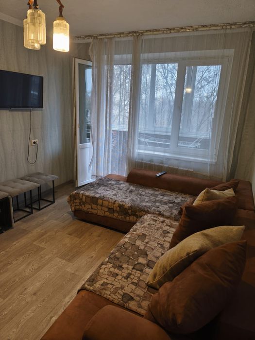 Сдам подобово квартиру ПЗТО