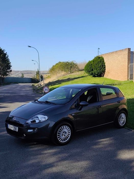Fiat Punto 2012 versão gran  punto — photo 5