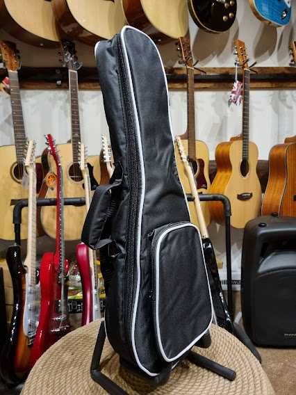 Laila UMC-2115-SM Solid Top ukulele sopranowe + super pokrowiec