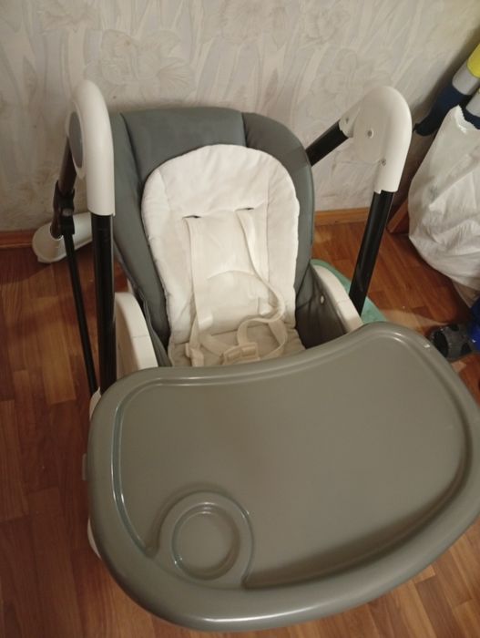 Столик для годування carrello stellа