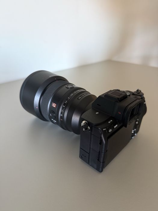 Sony A7 IV + Sony 85mm F1.4 GM II – Excelente Estado