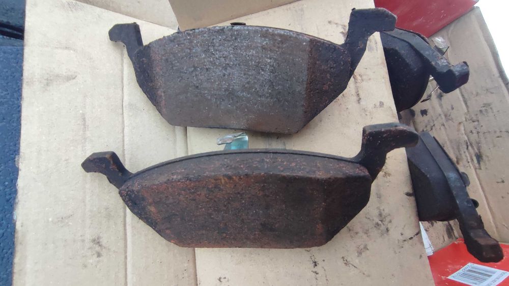 Колодкі тормозні Golf lll.lvPasatB3/B4vento seat Evasion Skoda octavia