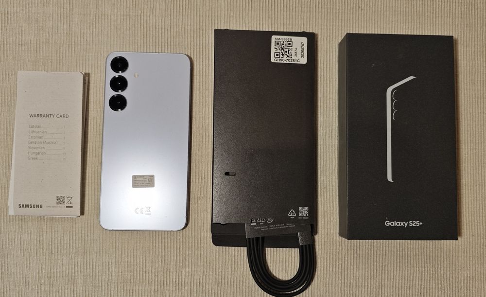 Samsung galaxy s25 plus 12/256 SM-S936B/DS open box