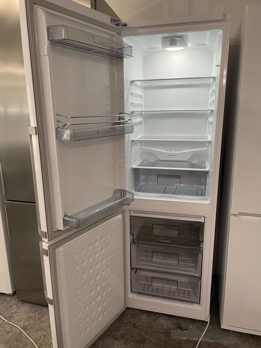 Холодильник Blomberg Німеччина KND9653 No Frost маг Технодом доставка