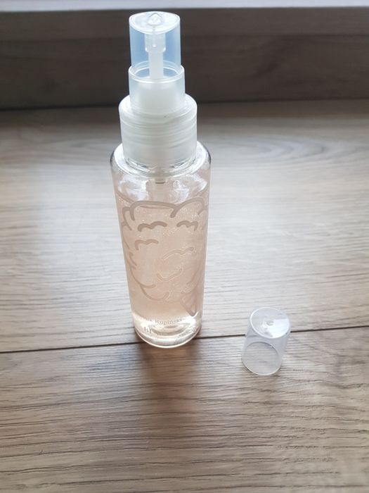 Perfumowana mgiełka do ciała roswietlajaca Pink Dominik Rupinski Bi-es