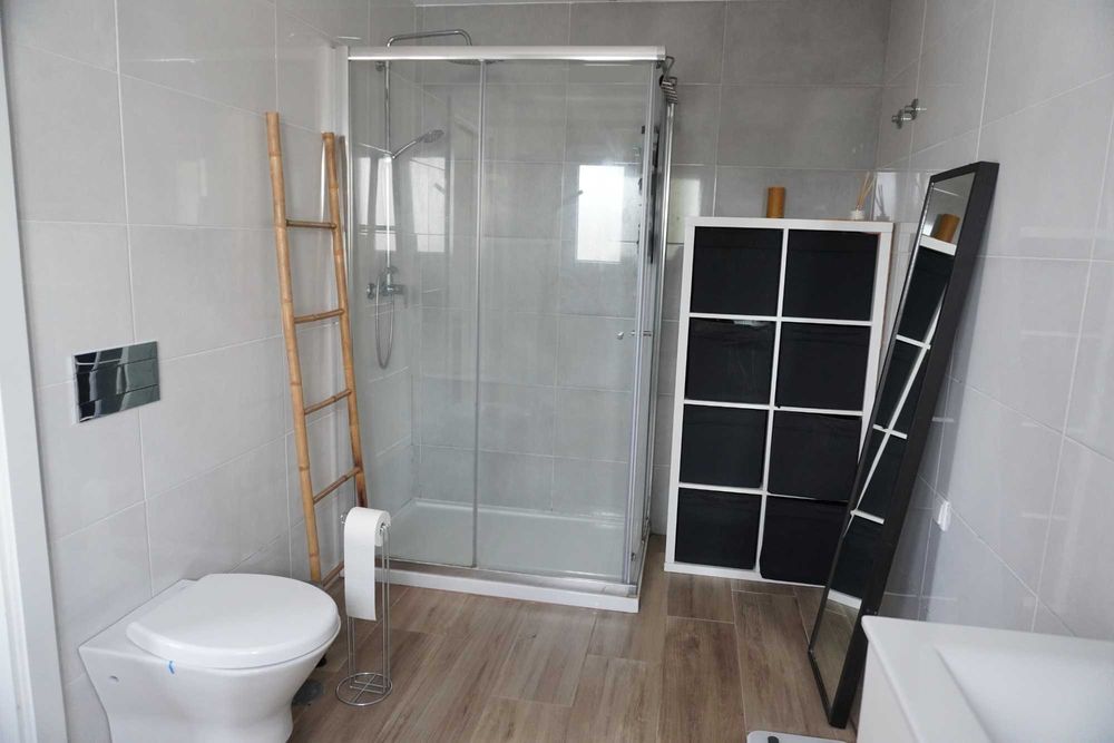 Moradia T4 Piscina e Garagem em Azeitão