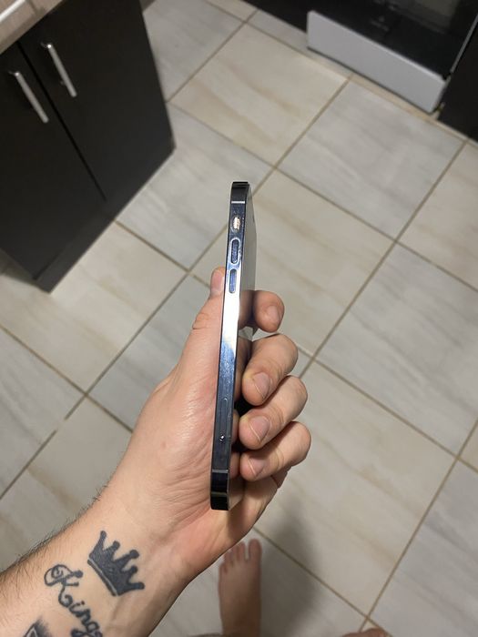 Продам iphone 12 pro
