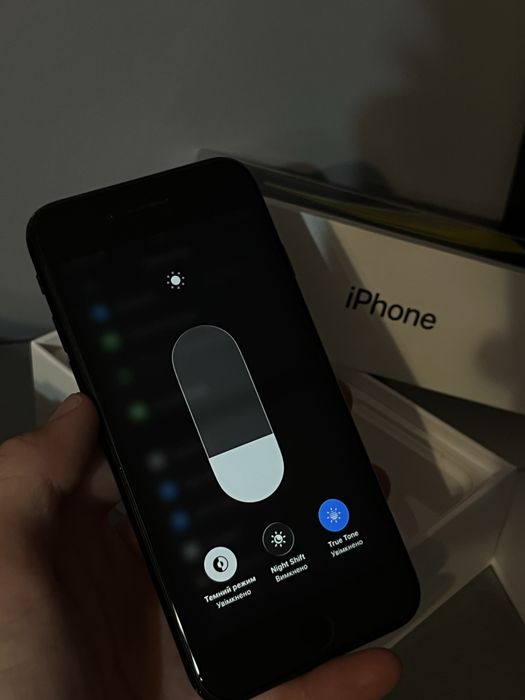 iPhone se 2 2020 128gb black