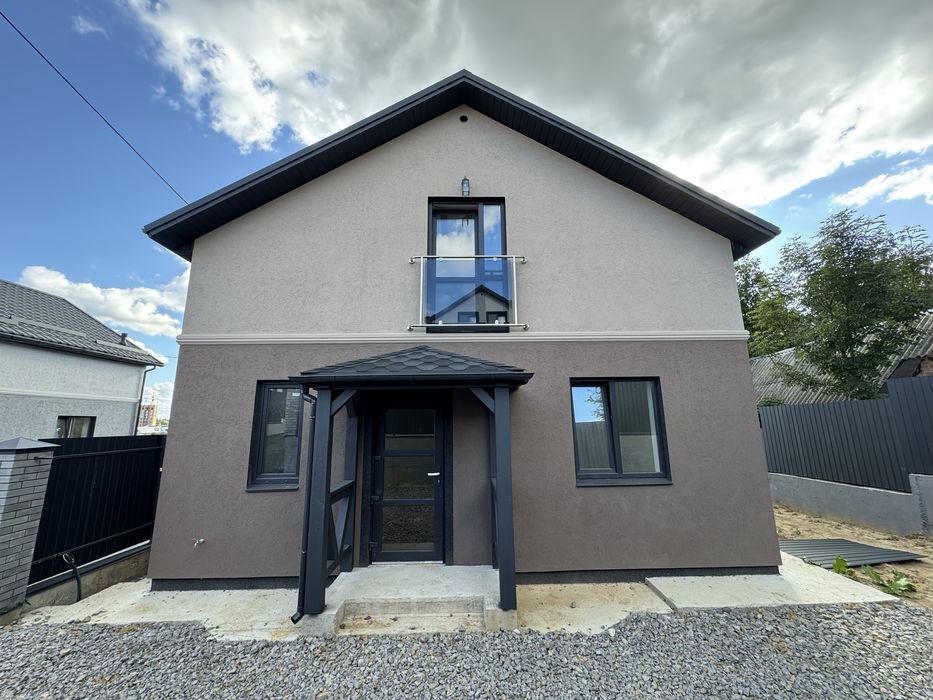 Продам чистовий будинок у Зарванцях. Газ